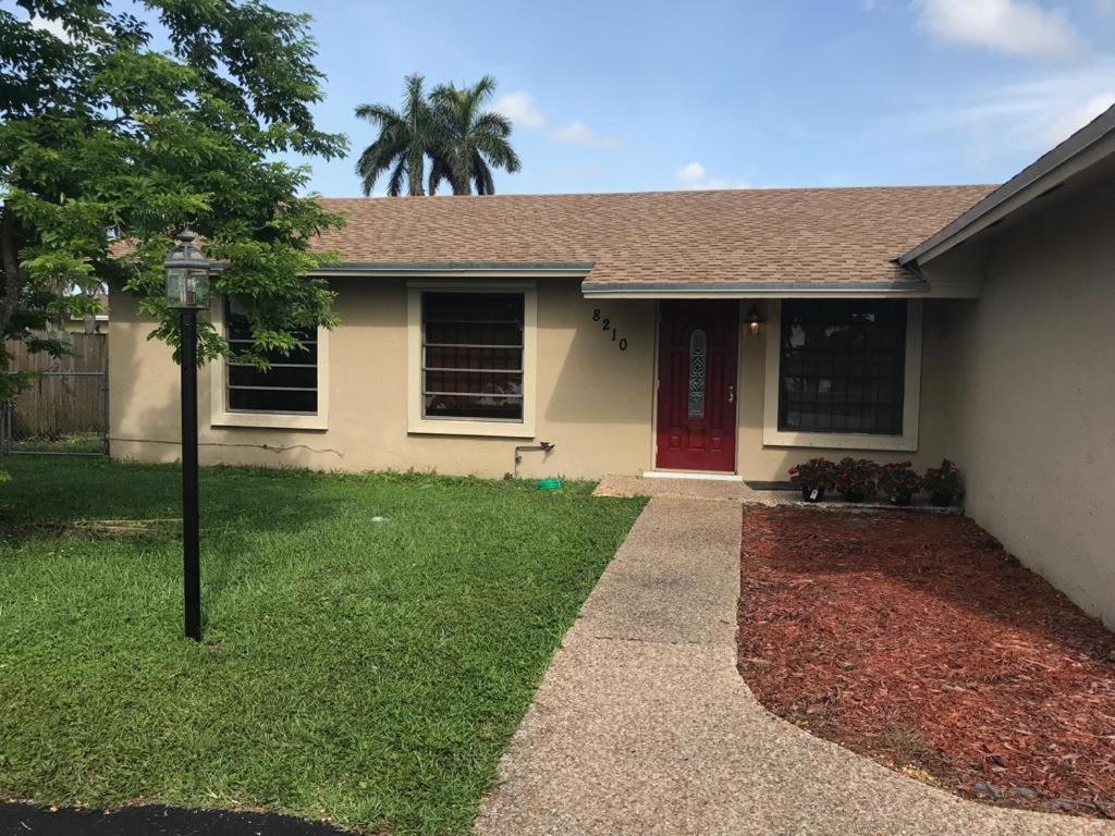 82-10Sw 135Av Villa Miami Dış mekan fotoğraf